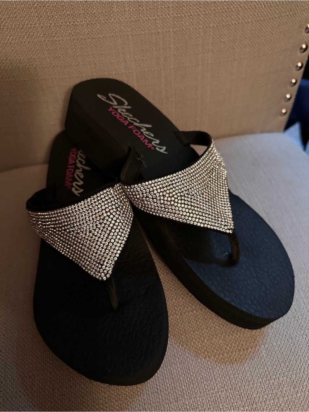 Skechers yoga foam Black Wedge Sandals with Silver Rhinestone Straps